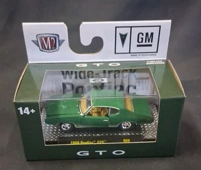 M2 MACHINES0 2023 DETROIT MUSCLE R69 - 1969 PONTIAC GTO GREEN