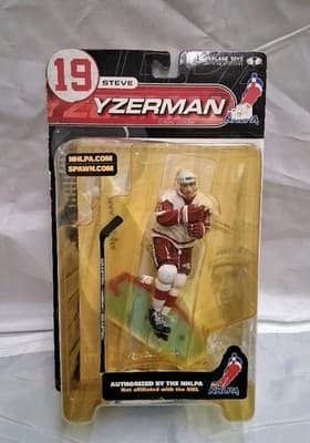 Steve Yzerman NHLPA McFarlane Sports Picks Action Figure NIB NIP 2000 Hockey