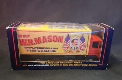 NY YANKEES LIMITED ED. W.B. WB MASON COLLECTIBLE DELIVERY SUPPLY TRUCK SGA 2010!