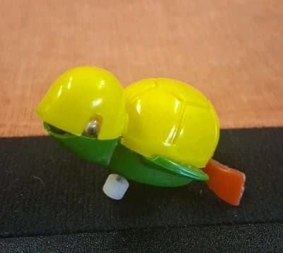 Vintage Wind-Up Swimming Turtle Toy -Works!- 1980s Bathtub Toy Taiwan