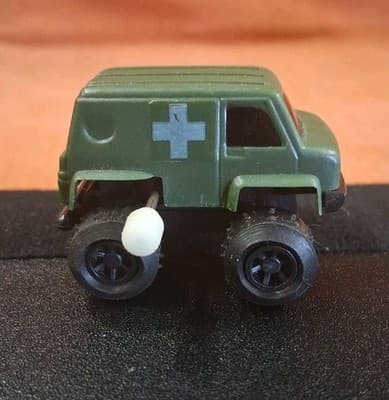 Vintage Green Military Van Truck Wind-Up Plastic Toy Made In Japan 1980s As Is