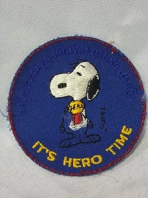 Vintage 1971 Snoopy Peanuts Patch "It's Hero Time" Embroidered Sew On Schulz