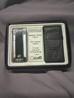 New Calibri of London Chancellor Butane Cigarette Lighter Blk & Chrome QTR988004