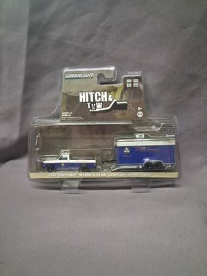 1:64 GreenLight 1987 Chevrolet M1008 SEMO Communications Trailer Hitch & Tow 22