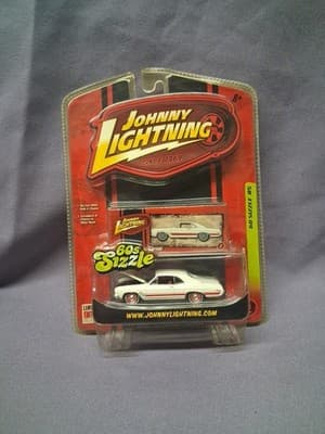1967 Buick GS 340 1:64 Johnny Lightning 60's Sizzle Sealed Package