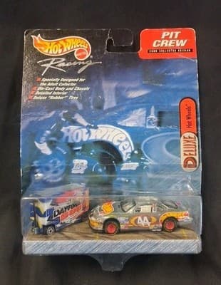 Hot Wheels Racing Pit Crew 2000 Collector Edition Deluxe Kyle Petty #44 NASCAR!