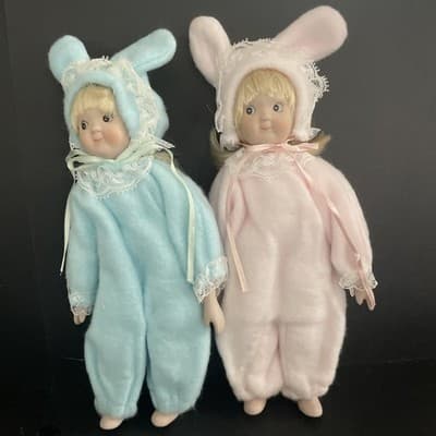 Bunny Suit Twins Betty Lou and Sue Anne Porcelain Figures 60s Kitsch