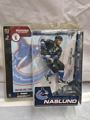 McFarlane Toys 2003 NHL Series 6 Vancouver Canucks Markus Naslund Figure