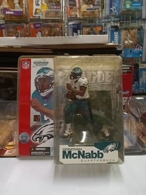 McFarlane DONOVAN McNABB (Philadelphia Eagles) FIGURE NEW! 2002 Football