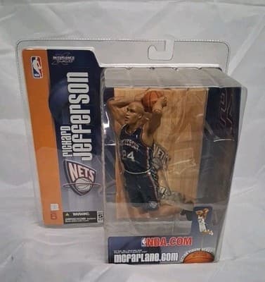 McFarlane 2005 Richard Jefferson New York Nets series 6 (blue jersey variant)
