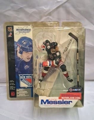 McFarlane 2002 Mark Messier New York Rangers series 3 Variant Statue Of Liberty