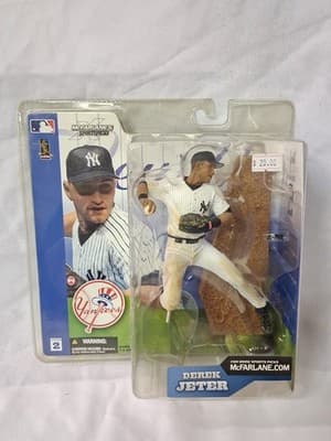 Derek Jeter New York Yankees McFarlane Sportspicks MLB Series 5 - 2003 New