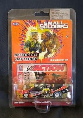 CRUZ PEDREGON 1998 SMALL SOLDIERS 1/64 ACTION DIECAST PONTIAC FUNNY CAR 1/15,500