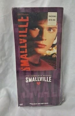 Smallville Complete Season 2 DVD Box Set WB 2004 New Sealed Superman TV