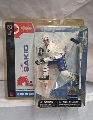 Joe Sakic McFarlane NHL Series 5 Quebec Nordiques White Jersey Chase/Variant