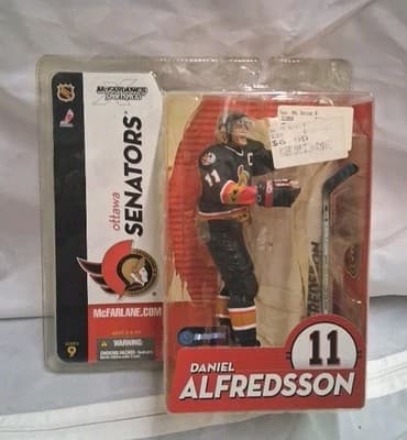 McFarlane Daniel Alfredsson SportsPicks Series 9 Figure Ottawa Senators New 2004