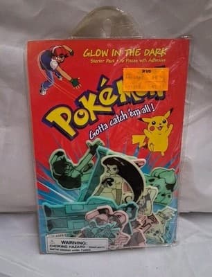 NEW Vintage 1999 Pokemon Glow In The Dark Plastic 16 Pieces Retro Starter Pack