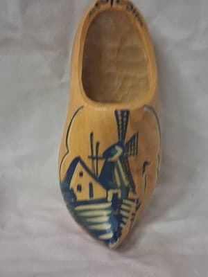 Holland Dutch Miniature Wooden Shoe Windmill Hand Painted Netherlands Wall Mount