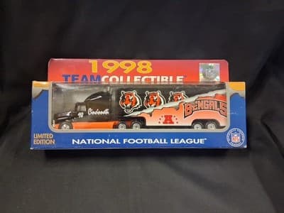 Cincinnati Bengals White Rose Collectibles 1998 NFL Tractor Trailer Toy Vehicle