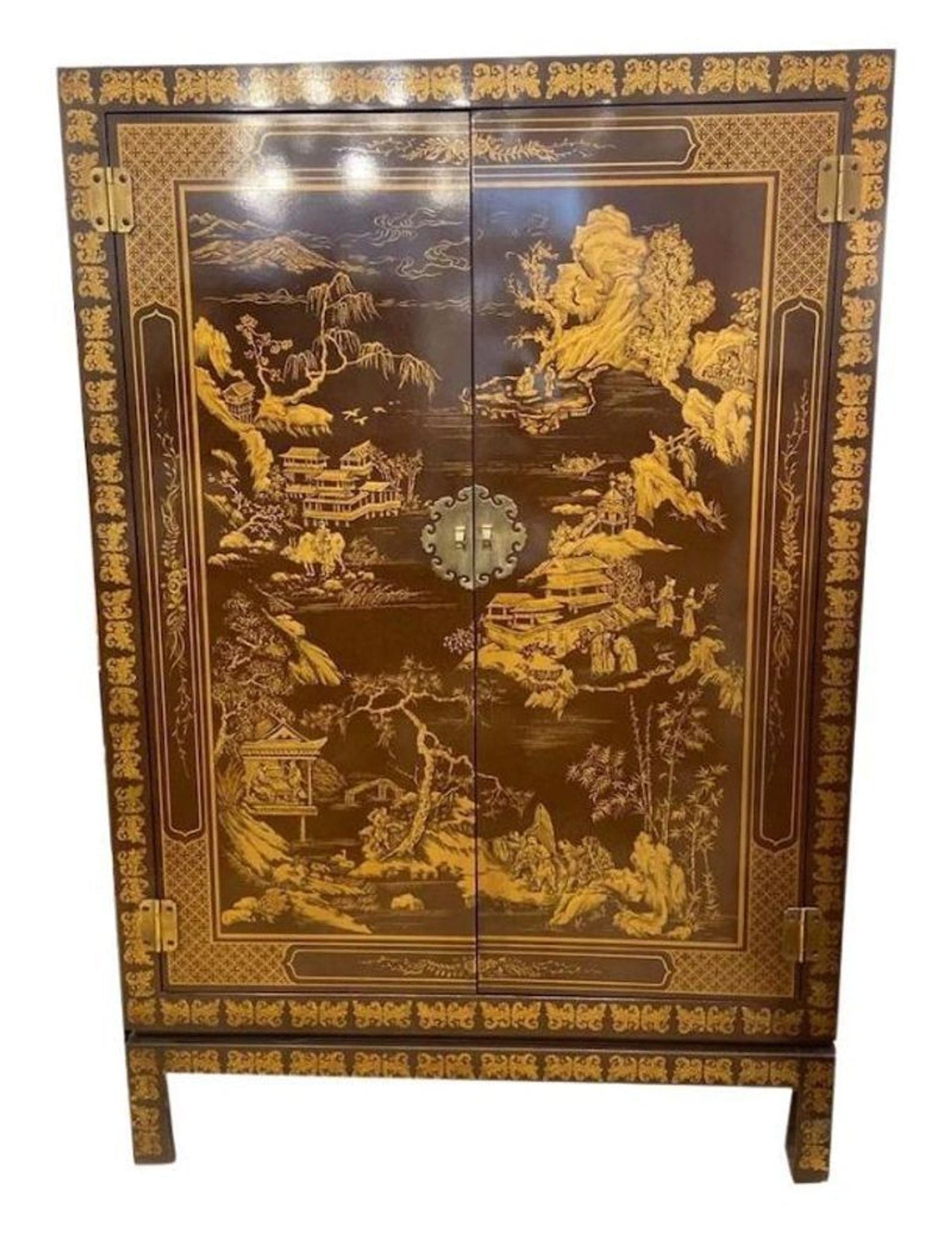 Vintage Drexel Heritage Chinoiserie Lacquered Bar Cabinet