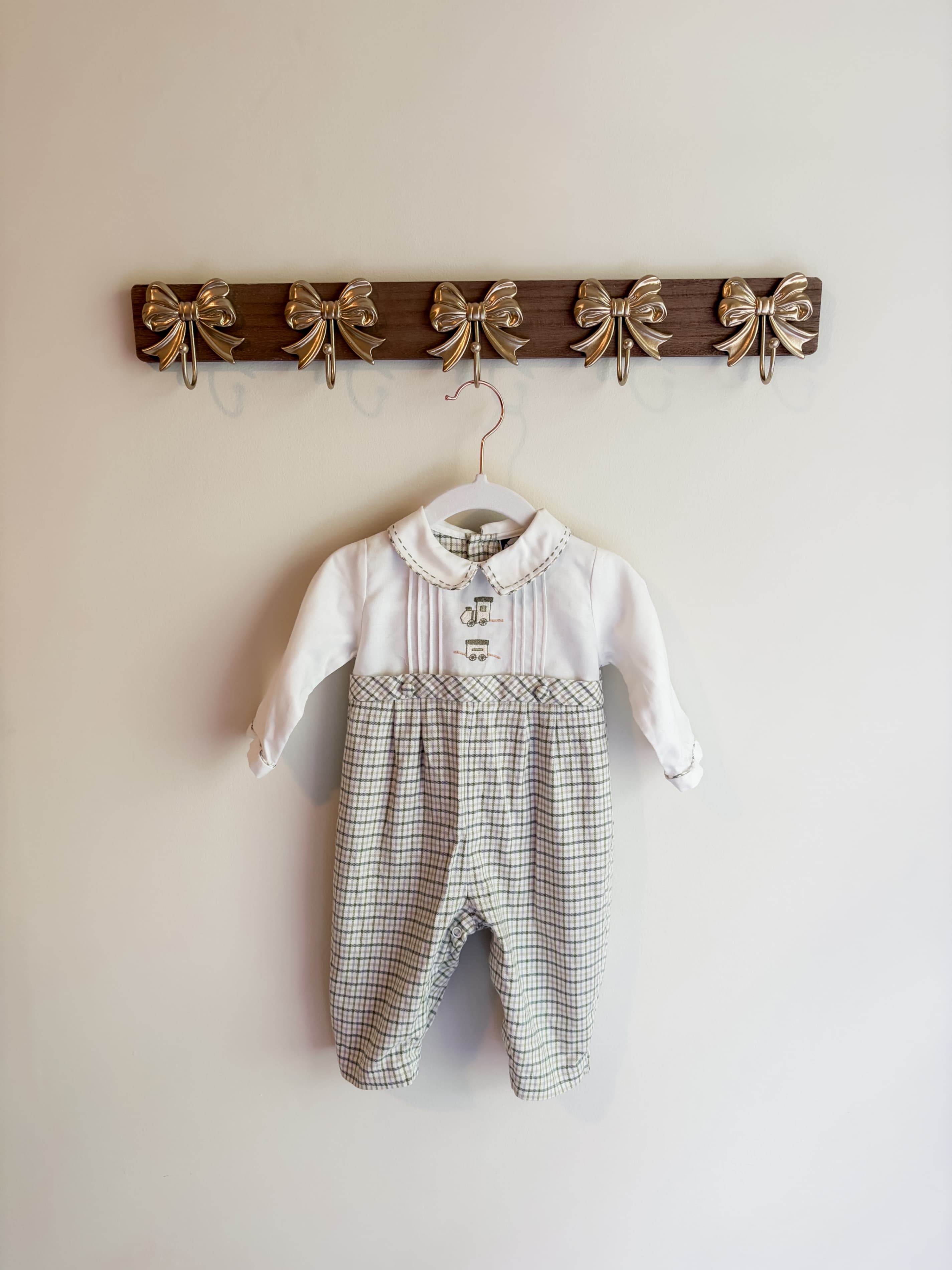Carriage Boutiques Checked Romper with Embroidered Collar size 6M