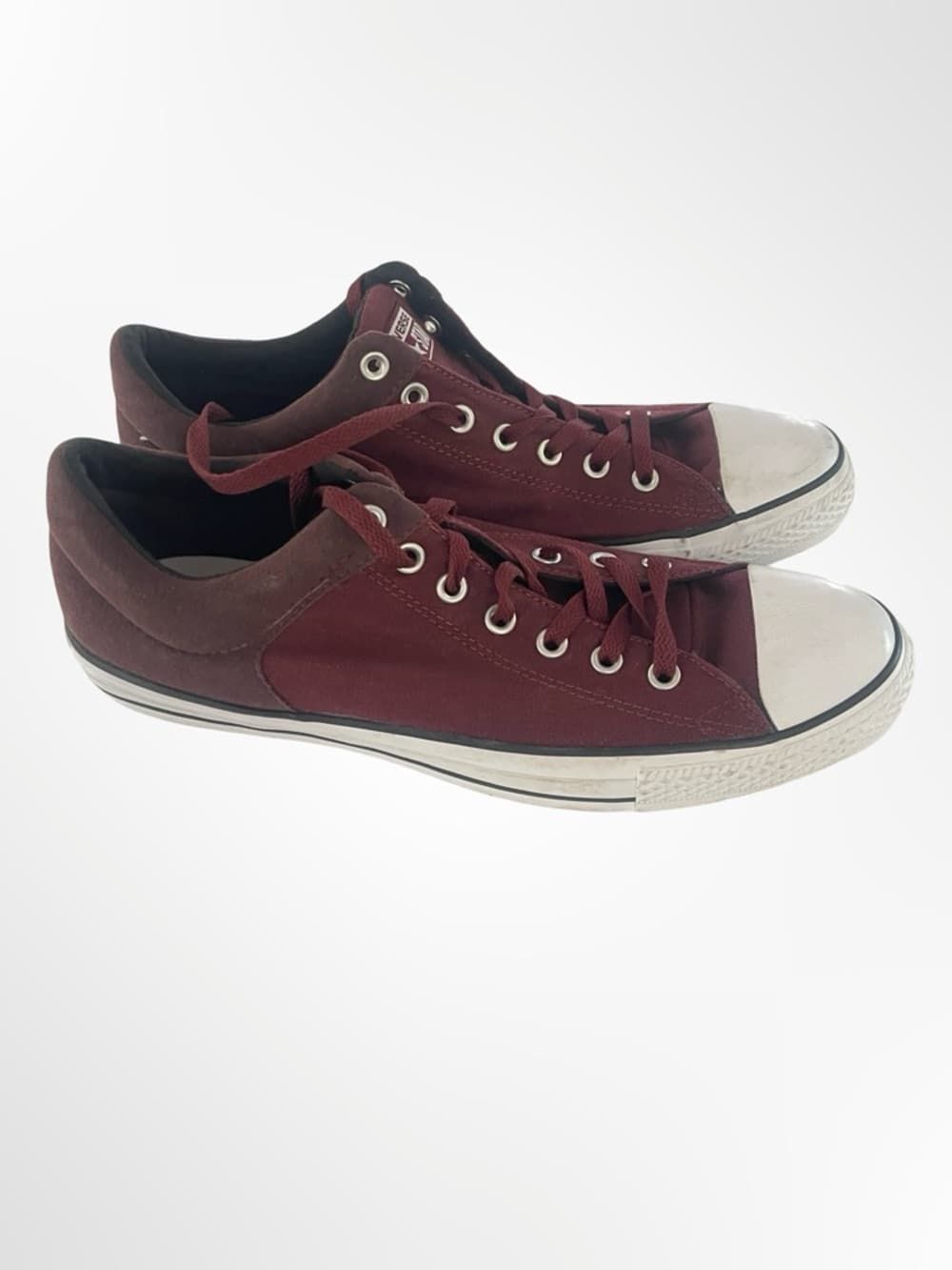 Converse All Star Low Top Sneakers - Maroon and White in size 12
