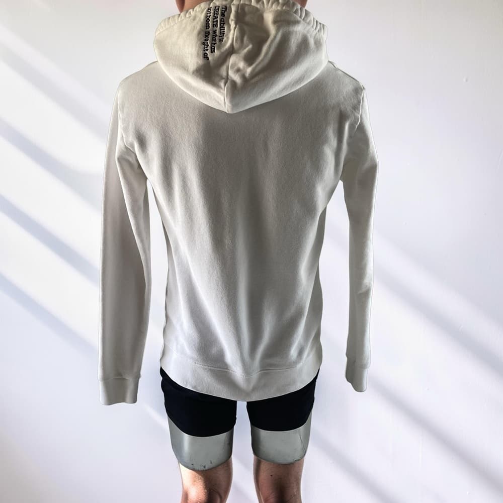 Branéu White Hoodie with Front Pocket and text on Hoodie