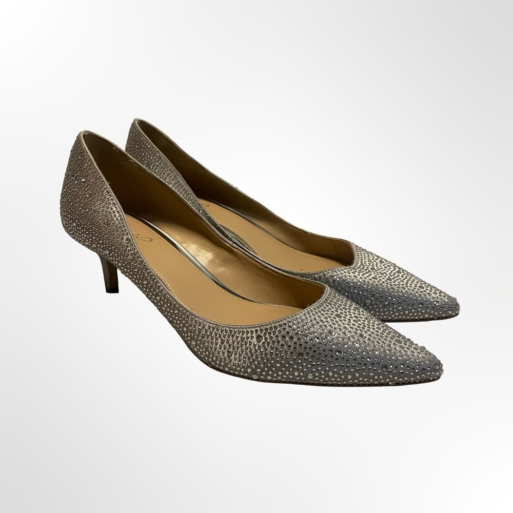 Badgley Mischka Rhinestone Pointed-Toe Pumps in size 11