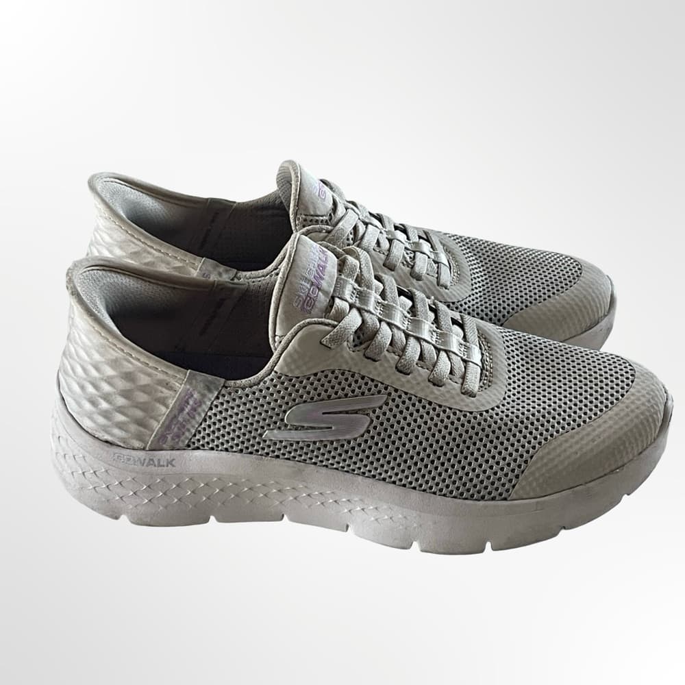 Skechers Light Beige Athletic Shoes in size 6.5