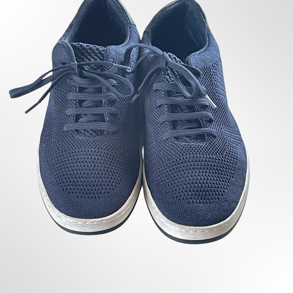 Men's Navy Knit Lace-Up Casual Sneakers