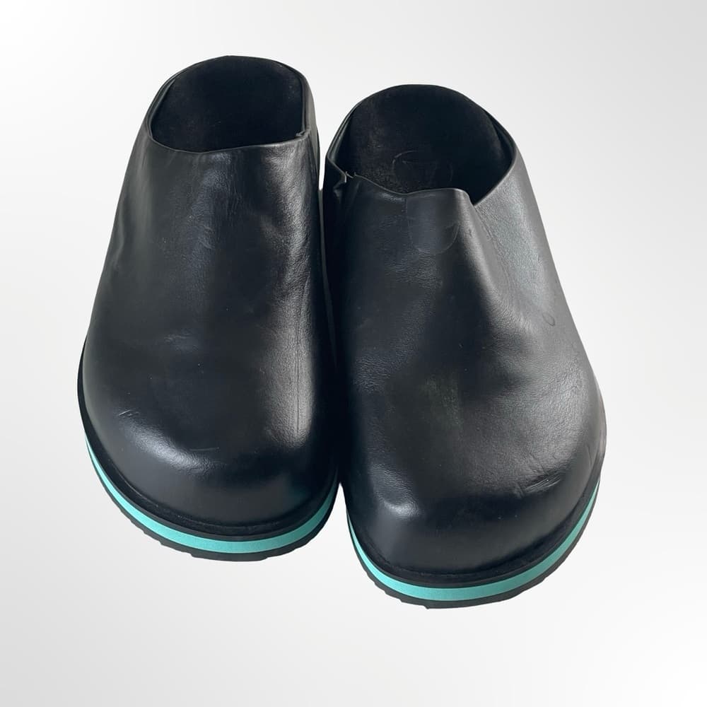 HAUS Black Slip-On Clogs with Teal Accent in Women's size 8.5