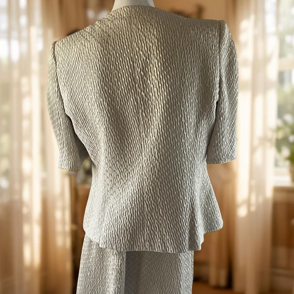 Armani Collezioni Cream Textured 2pc Suit