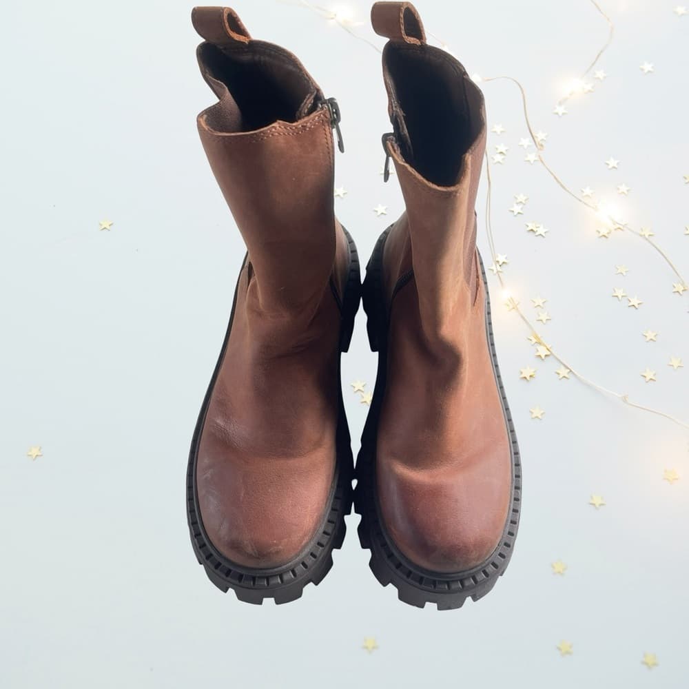 Steve Madden Chunky Brown Leather Ankle Boots size 5M