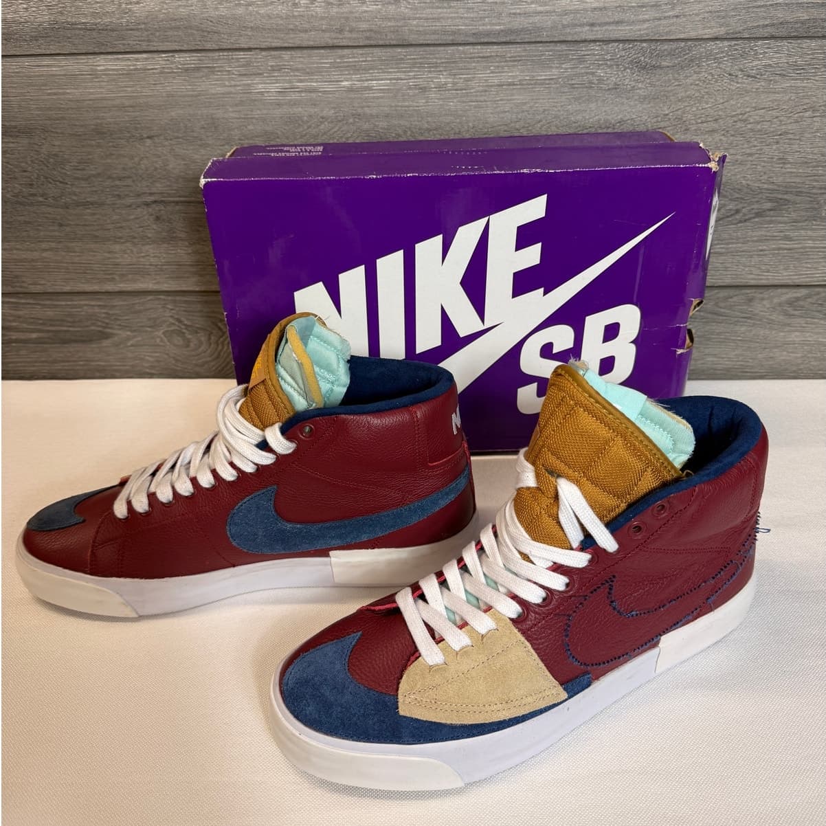 Nike SB Zoom Blazer Mid Edge Team Red Navy Size 11 Brand New DA2189-600