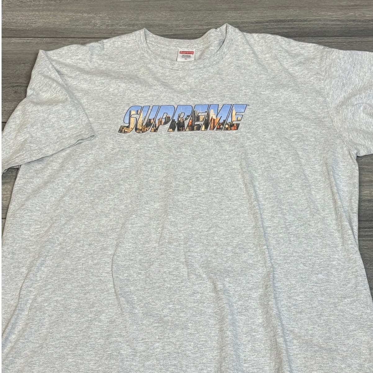Supreme City Logo Tee Heather Grey XL Skyline Graphic T-Shirt Streetwear