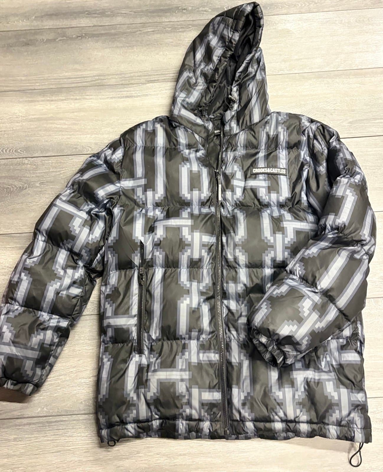 Crooks and castles puffer