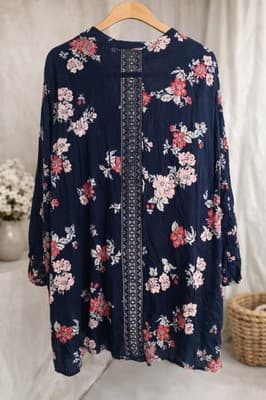Maurice’s Woman’s 3x Navy Floral Boho Lace Back Long Sleeve Plus Size Tunic