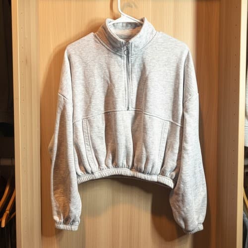 Lazy Sunday Women's Gray Half-Zip Cropped Sweatshirt Size L Excellent Condition