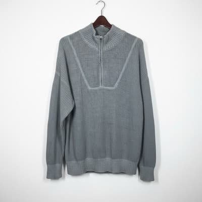 Time And Tru Heather Grey Sweater Woman’s Size Medium Casual Comfort Neutral
