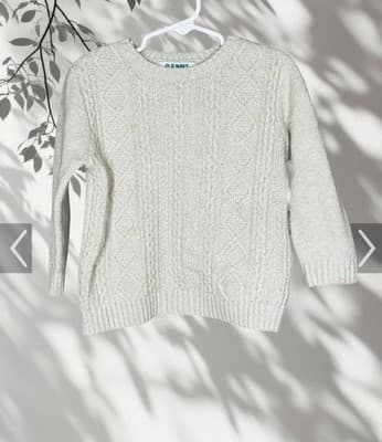 Old Navy Size 3 Toddler Beige Unisex Soft Warm Long Sleeve Knit Design