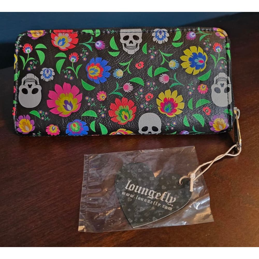 Rare Loungefly ❤️ Logo Skull Wallet
