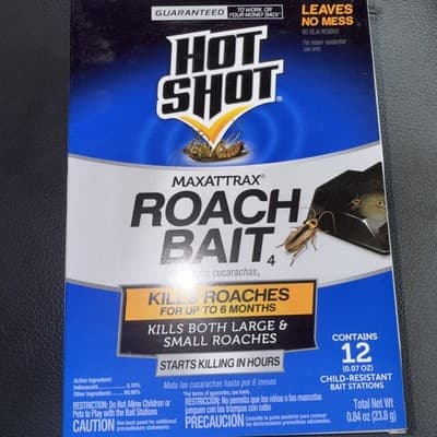 12-Pack HOT SHOT Maxattrax Roach Bait Stations Kills Large & Small Roaches
