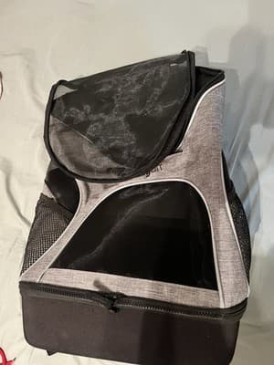 Gray Mesh Polyester Pet Backpack Carrier with Ventilated Panels