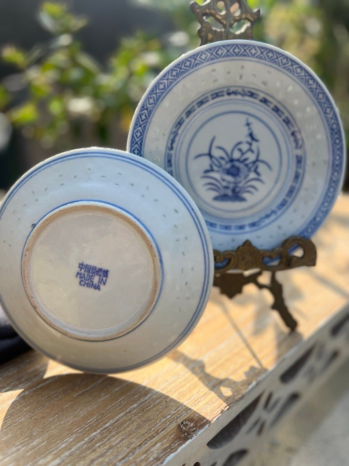 Pair of Chinese decorative plates