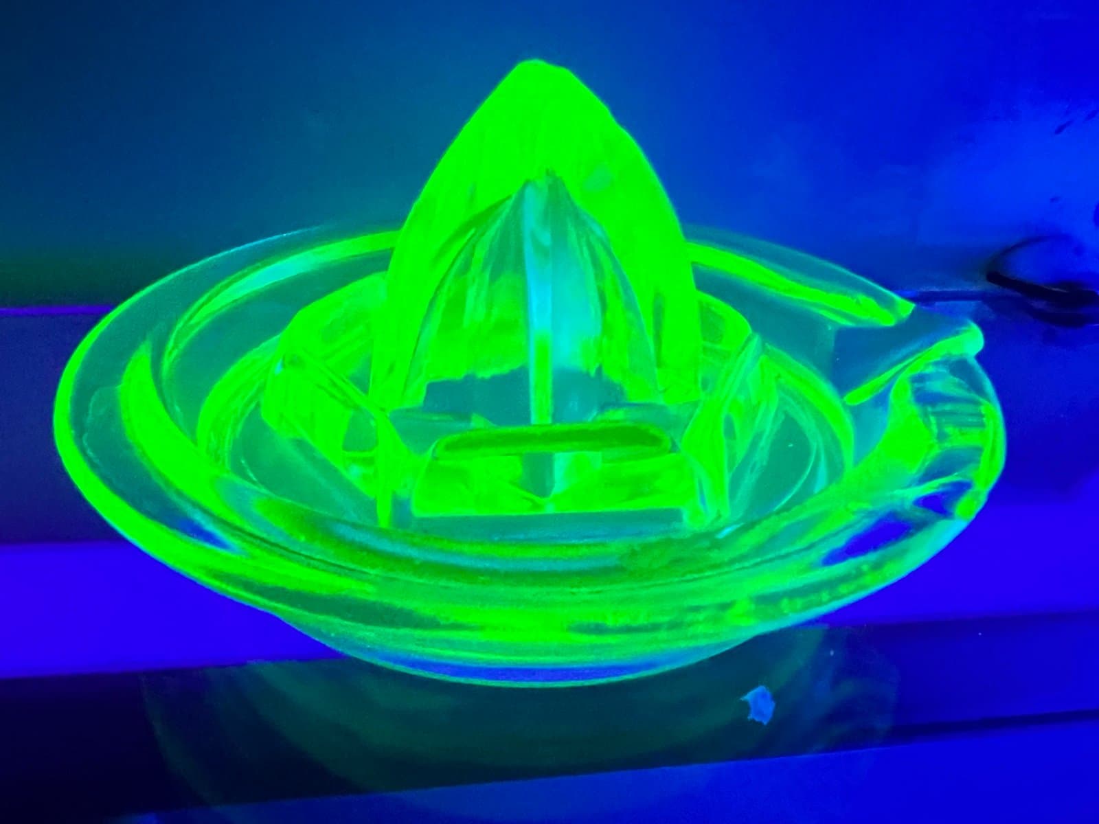 uranium glass juicer