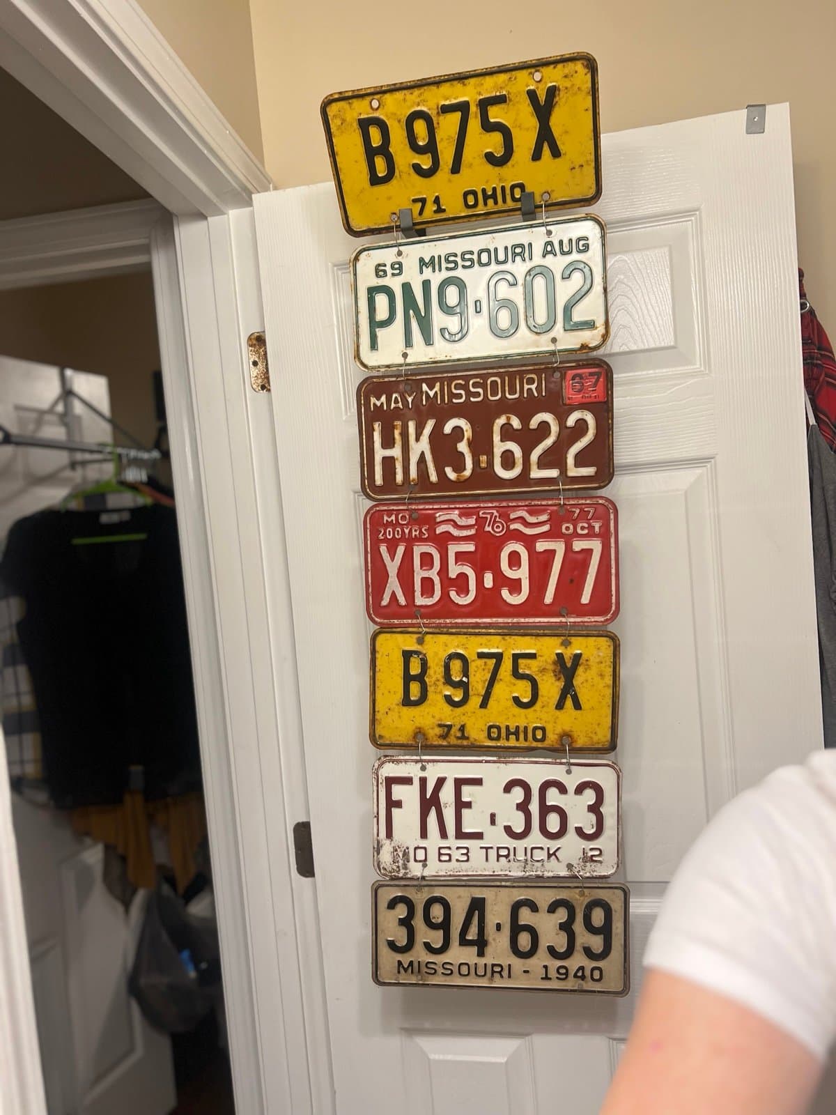 Lot of antique liscense plates