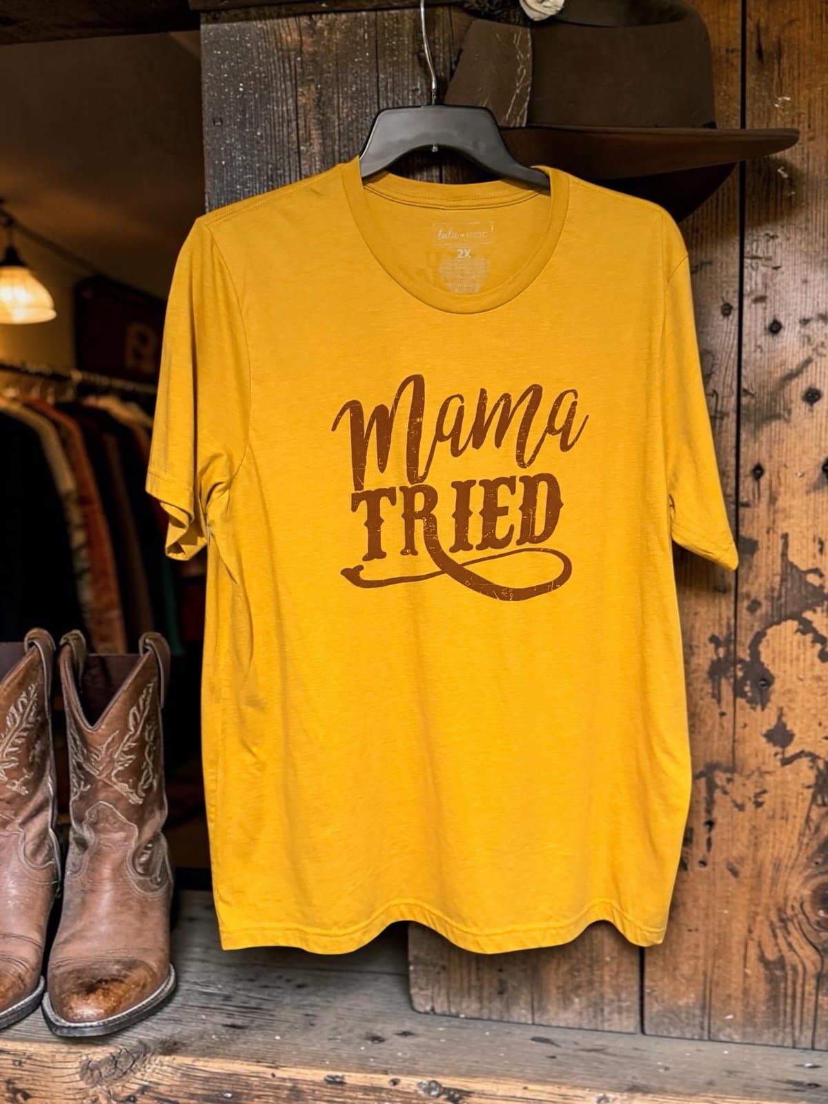 Lulu Mac - “Mama Tried” (2x)