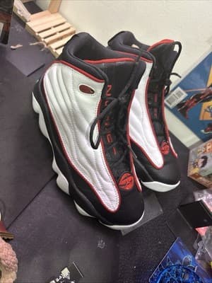 Nike Air Jordan Pro Strong Boys 5.5 Basketball Athletic Sneaker 407484-005