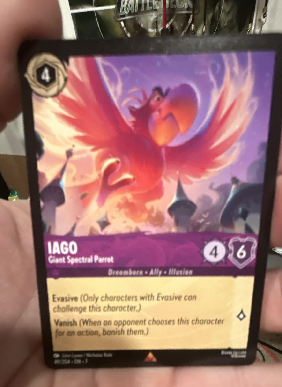 Iago - Giant Spectral Parrot 49/204 Archazia's Island Regular