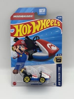 Hot Wheels Standard Kart Red #8 8/250 2021 HW Screen Time 1/10 - NEW Mario